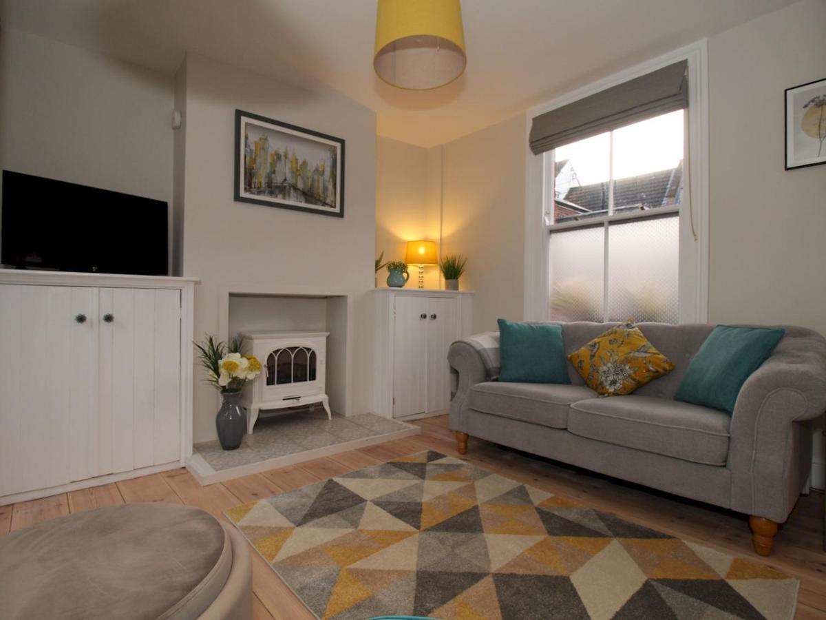 A Character Cottage In Historical Canterbury Bagian luar foto